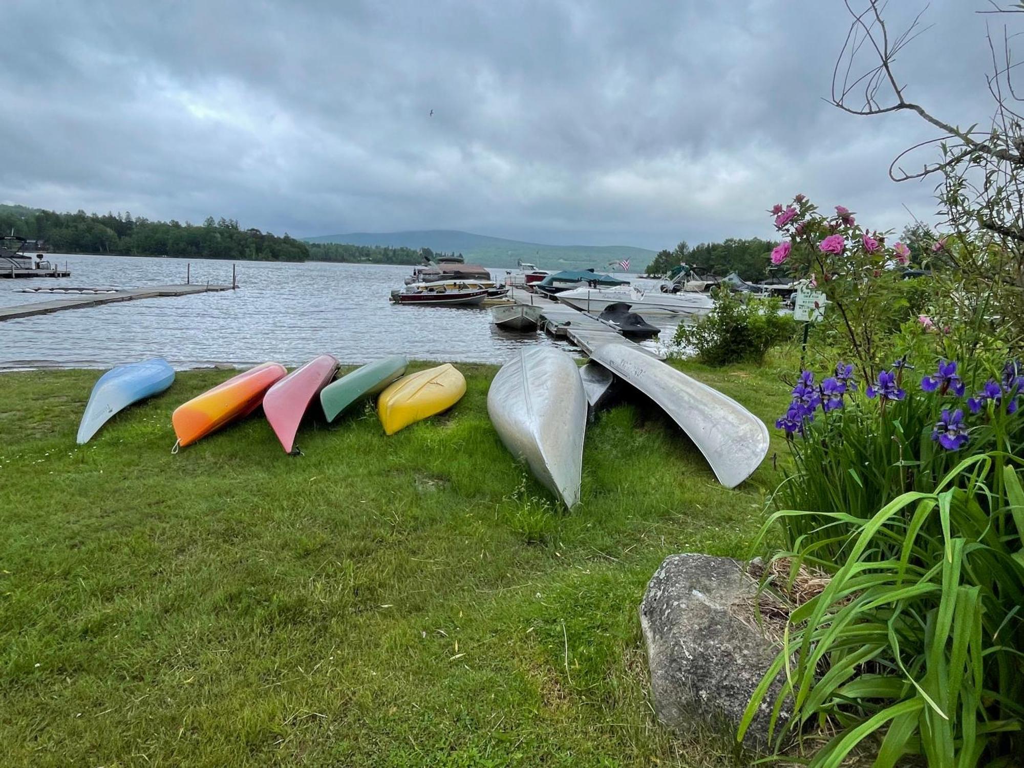 Rangeley Town & Lake Motel Exterior photo